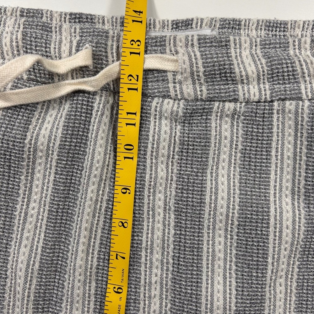 Cactus Man Ricky Singh Textured Drawstring Shorts Mens L Gray Cream Striped - Picture 7 of 11